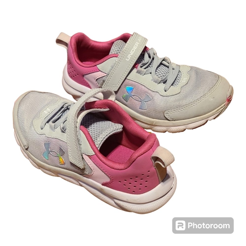 Under Armour kids assert lightweight sneaker|strap closure shiny‎ - Picture 2 of 14